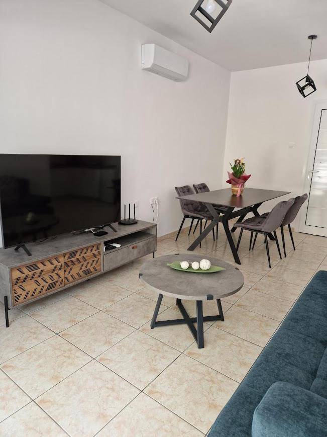 Laertis Apartments - By Imh Travel & Tours Paphos Exteriér fotografie