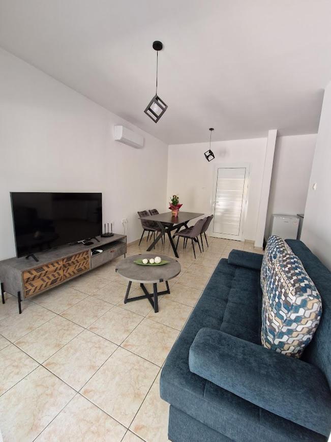 Laertis Apartments - By Imh Travel & Tours Paphos Exteriér fotografie